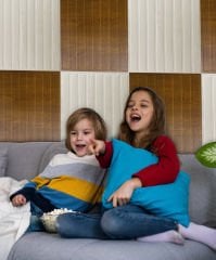 Tink 3 Boyutlu Duvar Paneli Kabartmalı Lambiri Desen Pvc 41x41 cm/ 6 Adet /1 m² Altın Meşe